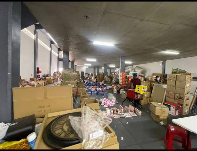 1,000M² WAREHOUSE TO LET IN ORMONDE